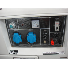 Generador Diesel Blanco con Operación de Seguridad (5kVA)